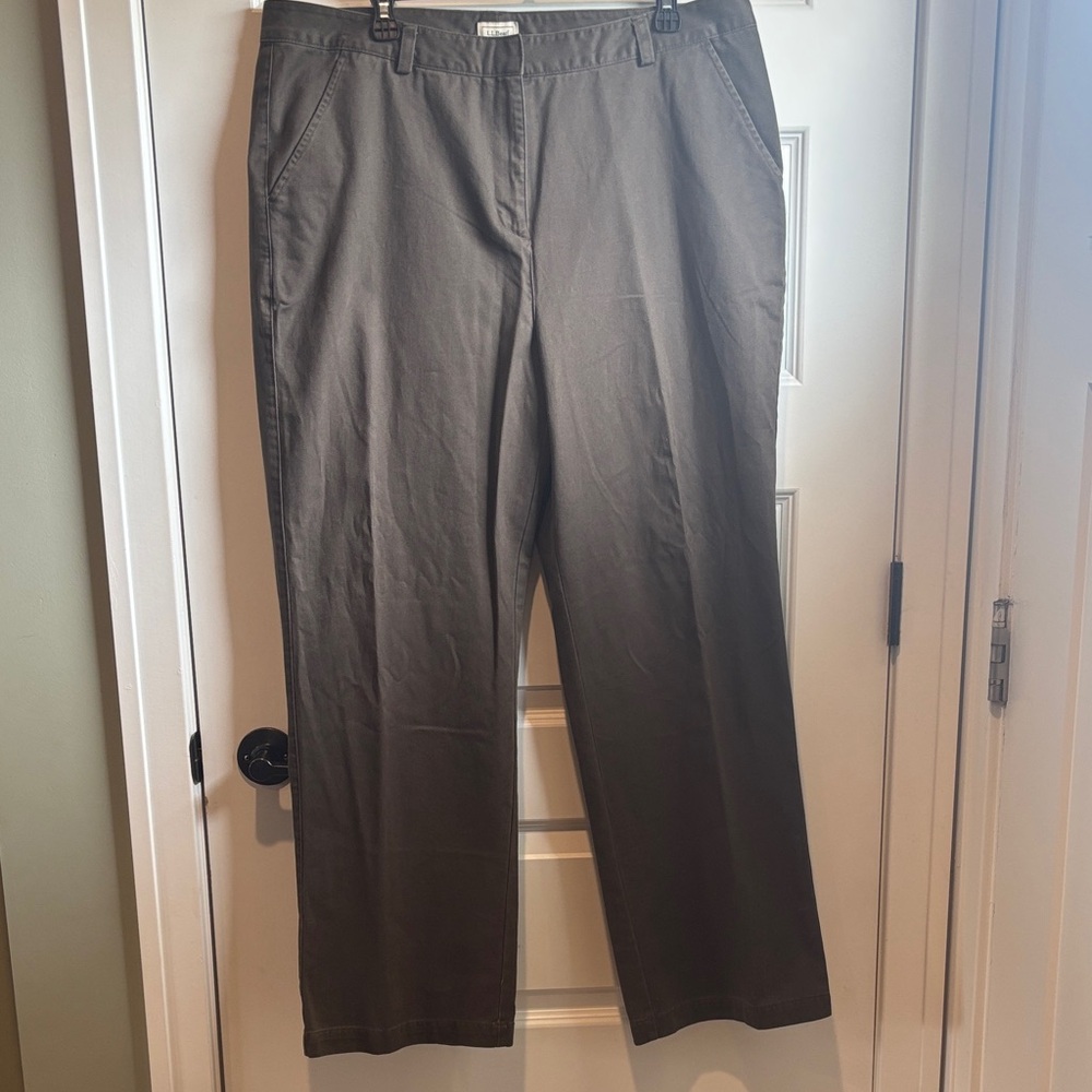 L.L. Bean Women's Straight Leg Pants - Olive
